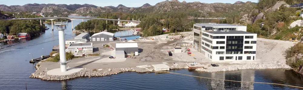 7E0DB59F-E51A-4EE7-AB72-7DA1FAFB1893_1_201_a