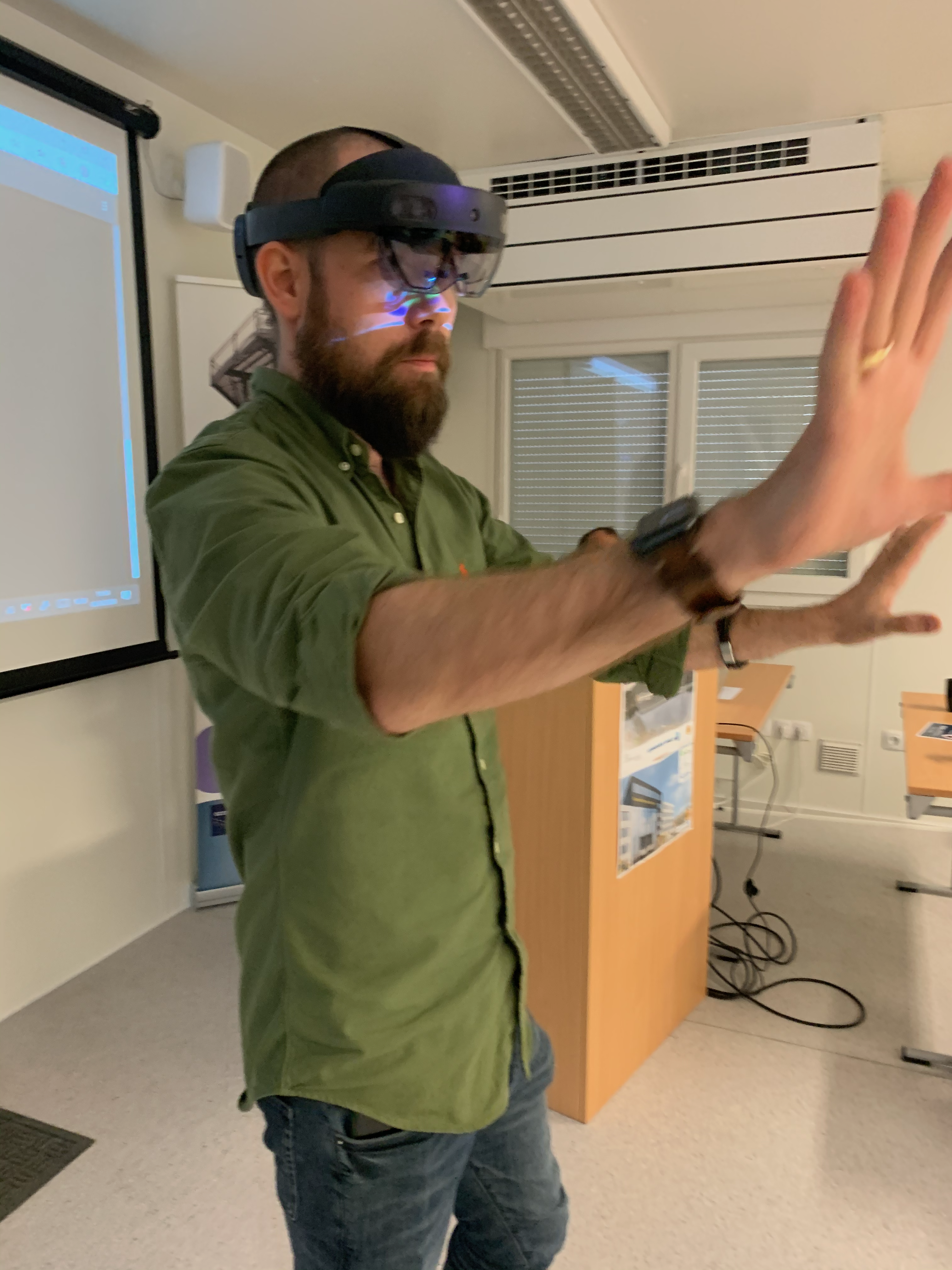 Use of Hololens and Augmented Reality 